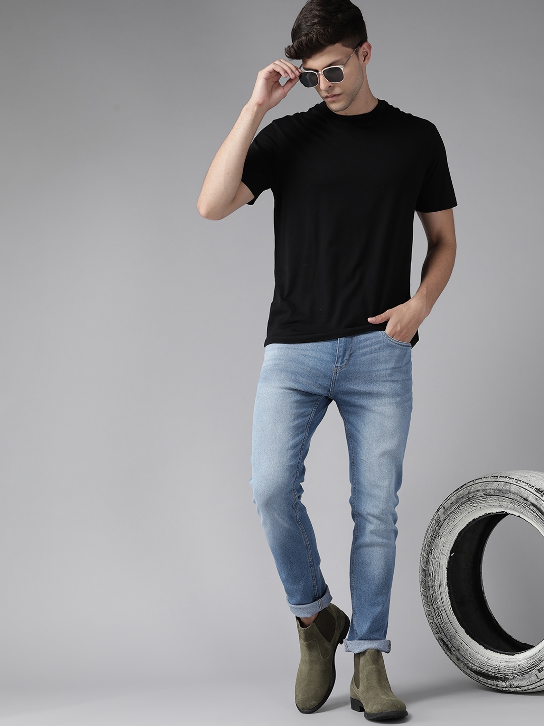 

Roadster Men Blue Skinny Fit Light Fade Stretchable Jeans
