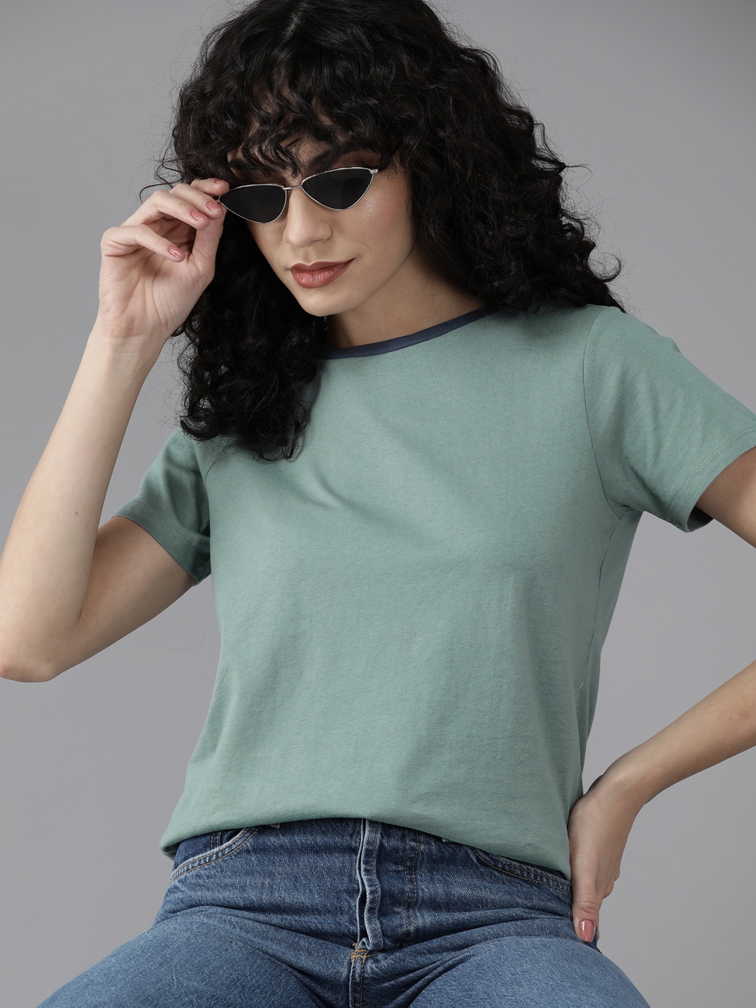 

The Roadster Lifestyle Co. Women Sea Green Solid Pure Cotton T-shirt
