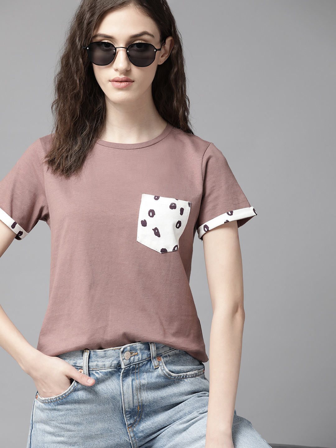 

The Roadster Lifestyle Co. Women Mauve Solid Pure Cotton T-shirt With Pocket