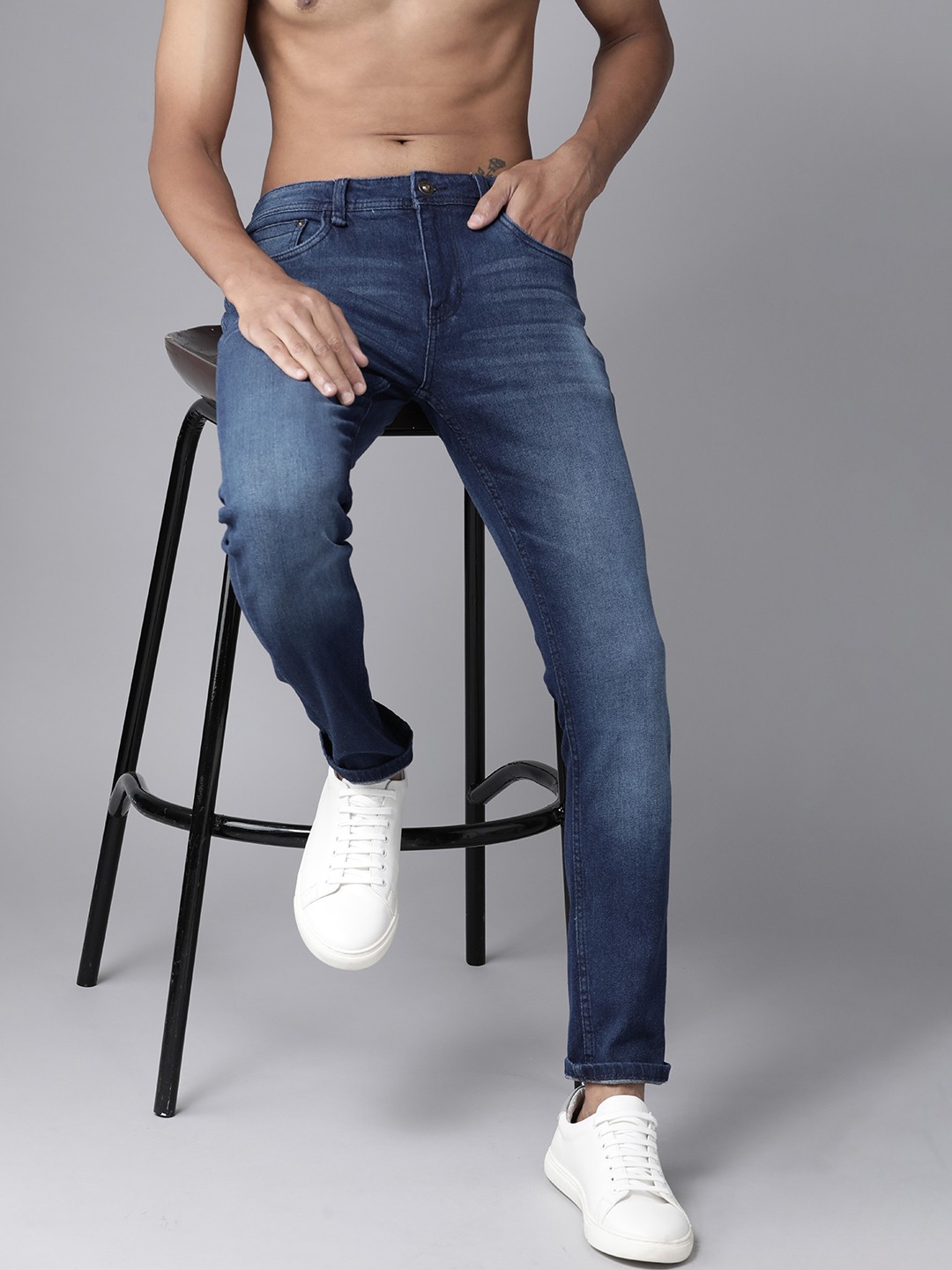 

Roadster Men Navy Blue Skinny Fit Light Fade Stretchable Jeans