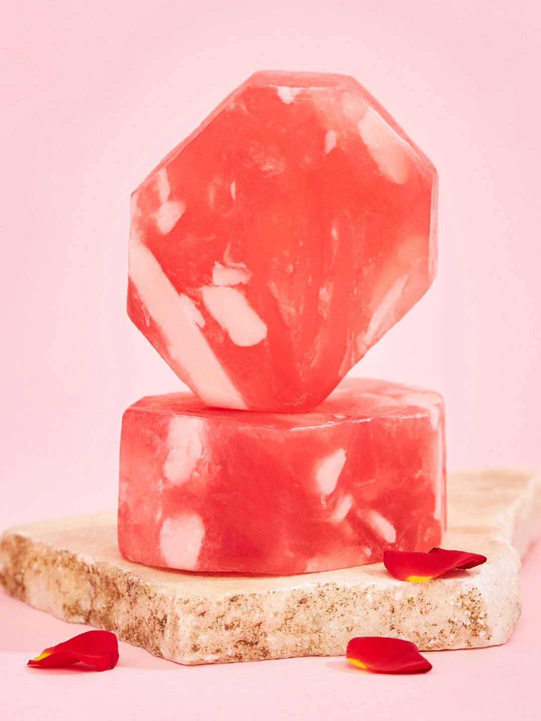 

BEWAKOOF COSMOS Wild Rose Cleansing & Moisturising Anti Inflammatory Cleansing Bar- 125g, Red