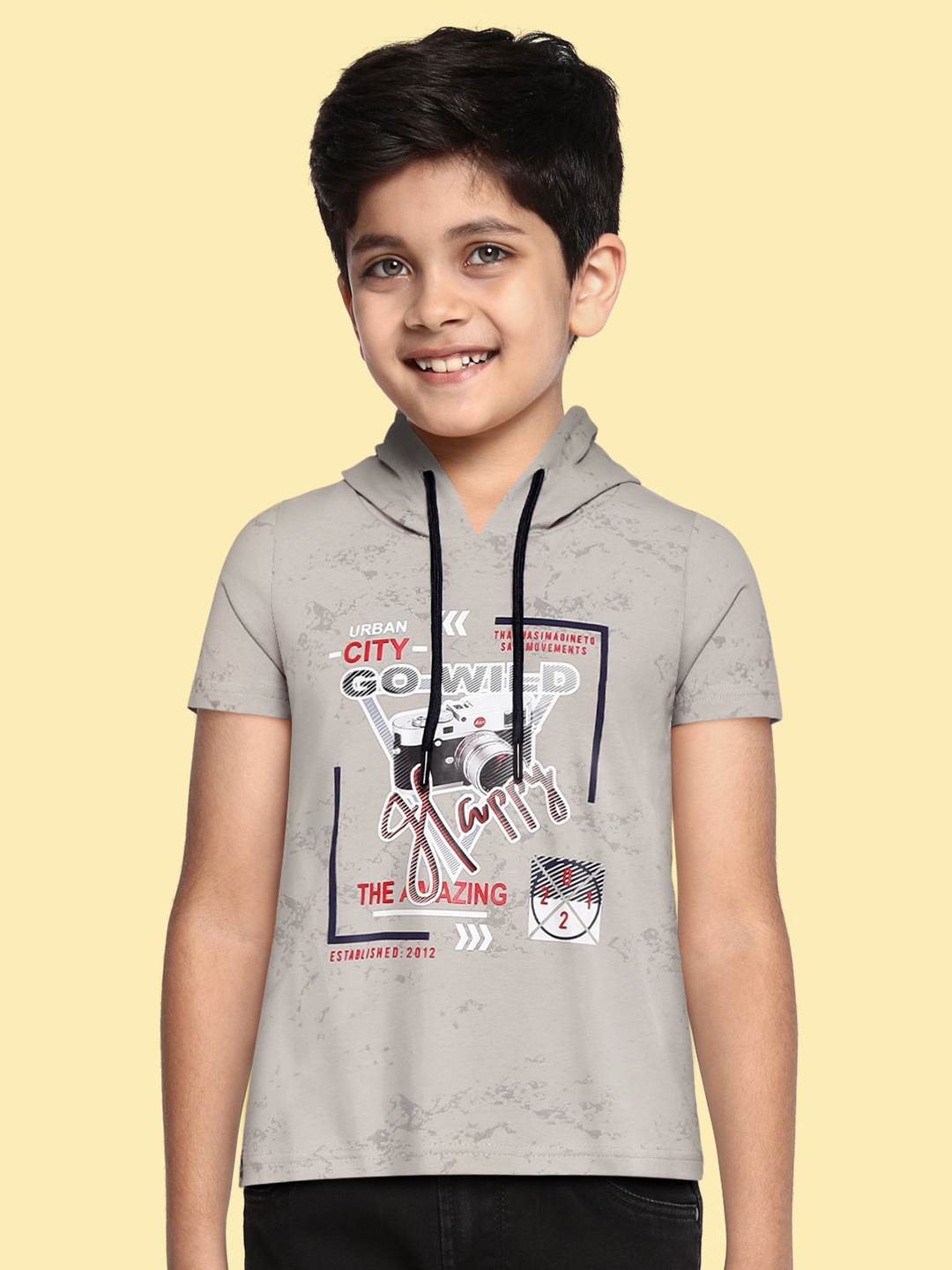 

Monte Carlo Boys Grey & White Graphic Print T-shirt