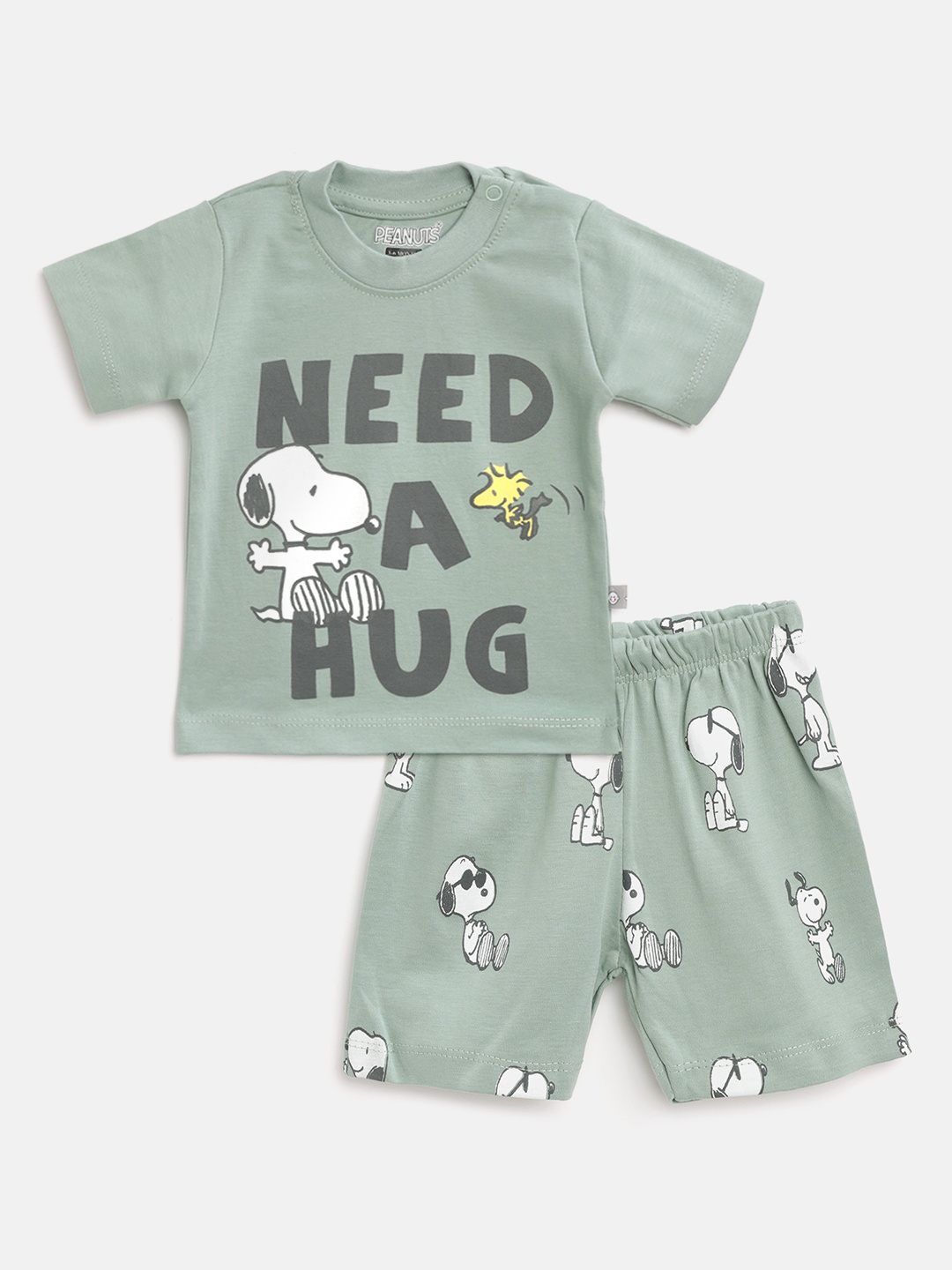 

TINYO Infant Boys Sage Green & Black Pure Cotton Snoopy Print T-shirt with Shorts