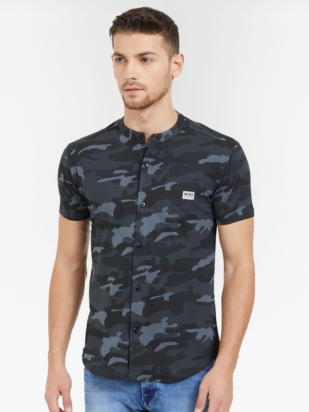 

Wear Your Opinion Men Green Camouflage Printed Henley Neck Pockets T-shirt