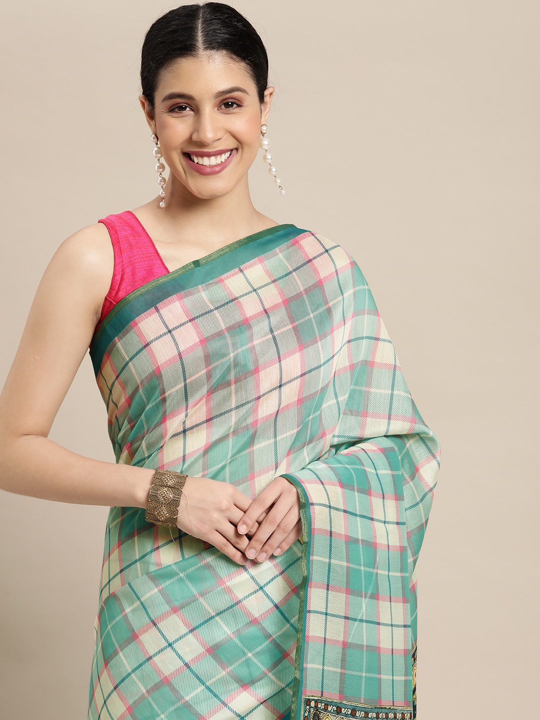 

VASTRANAND Green & Red Checked Zari Linen Blend Saree