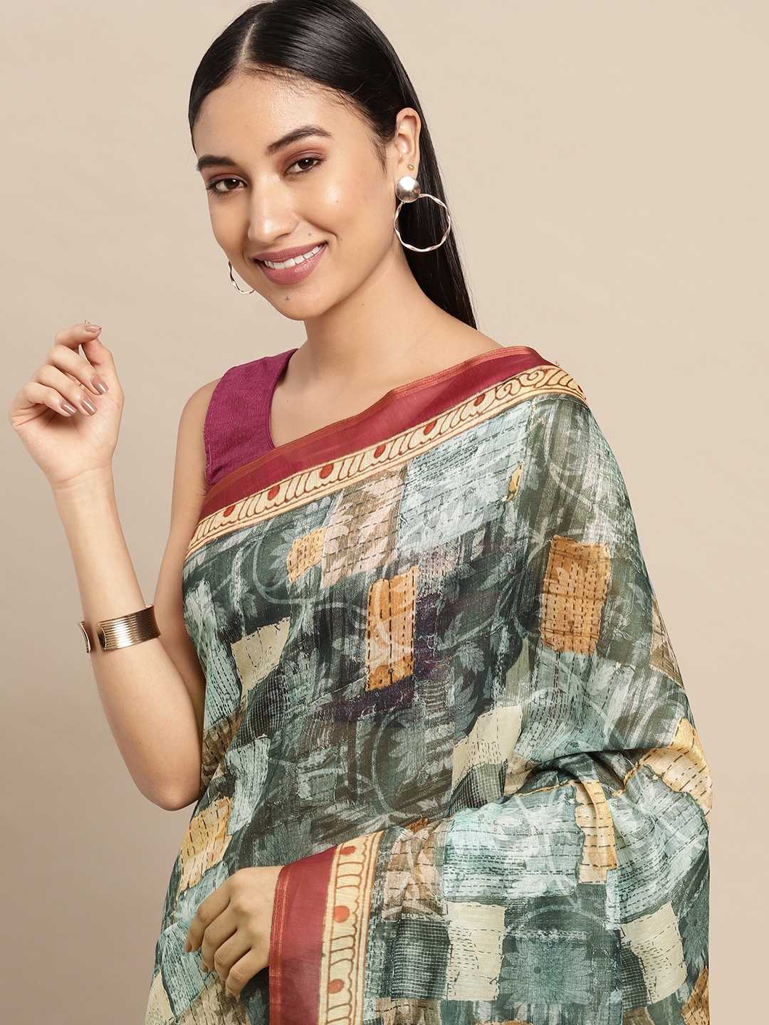 

VASTRANAND Women Blue & Pink Colourblocked Zari Saree