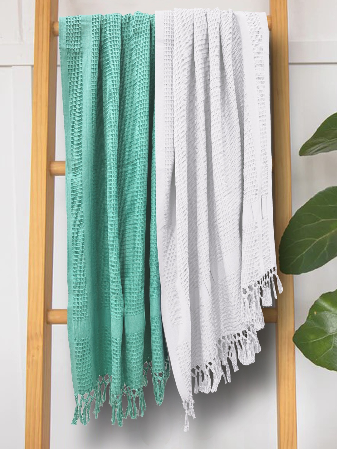 

BIANCA Pack Of 2 Mint Green & White Organic 100% Cotton Super Soft Waffel Towel