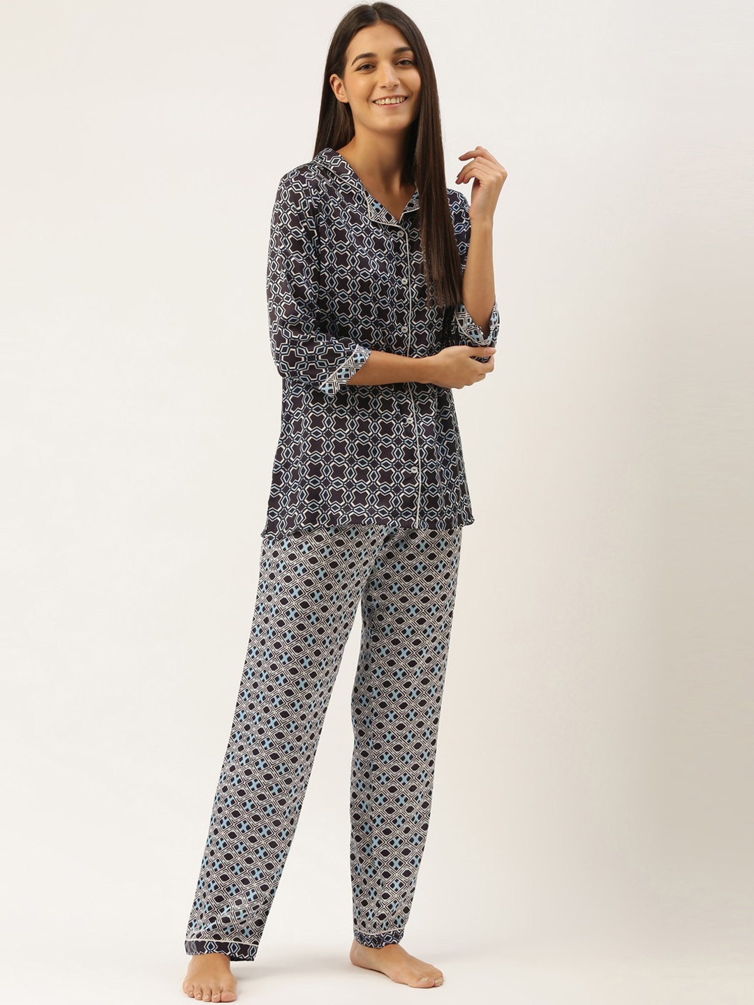 

Bannos Swagger Women Blue & White Printed Night suit