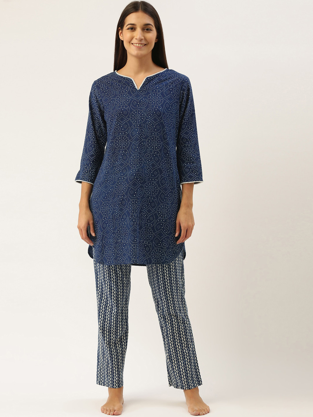

Bannos Swagger Women Blue & White Printed Night Suit