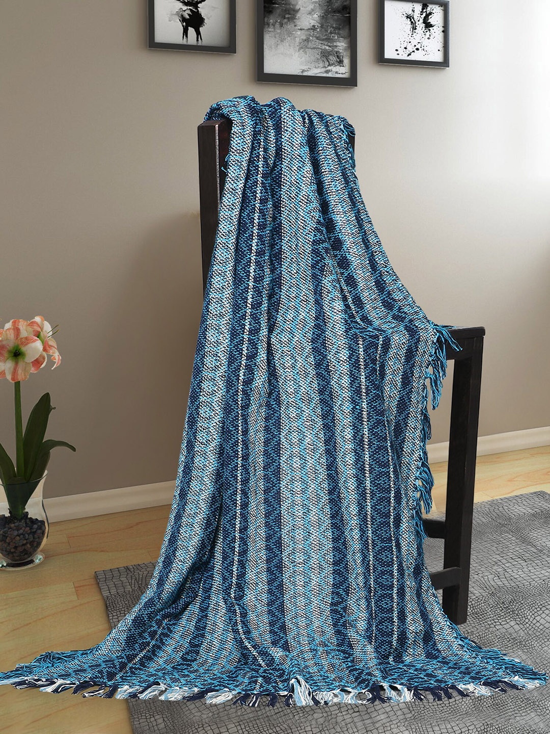 

Mezposh Navy & White Ehtnic Motifs Pattern Polycotton Sofa Throw, Navy blue