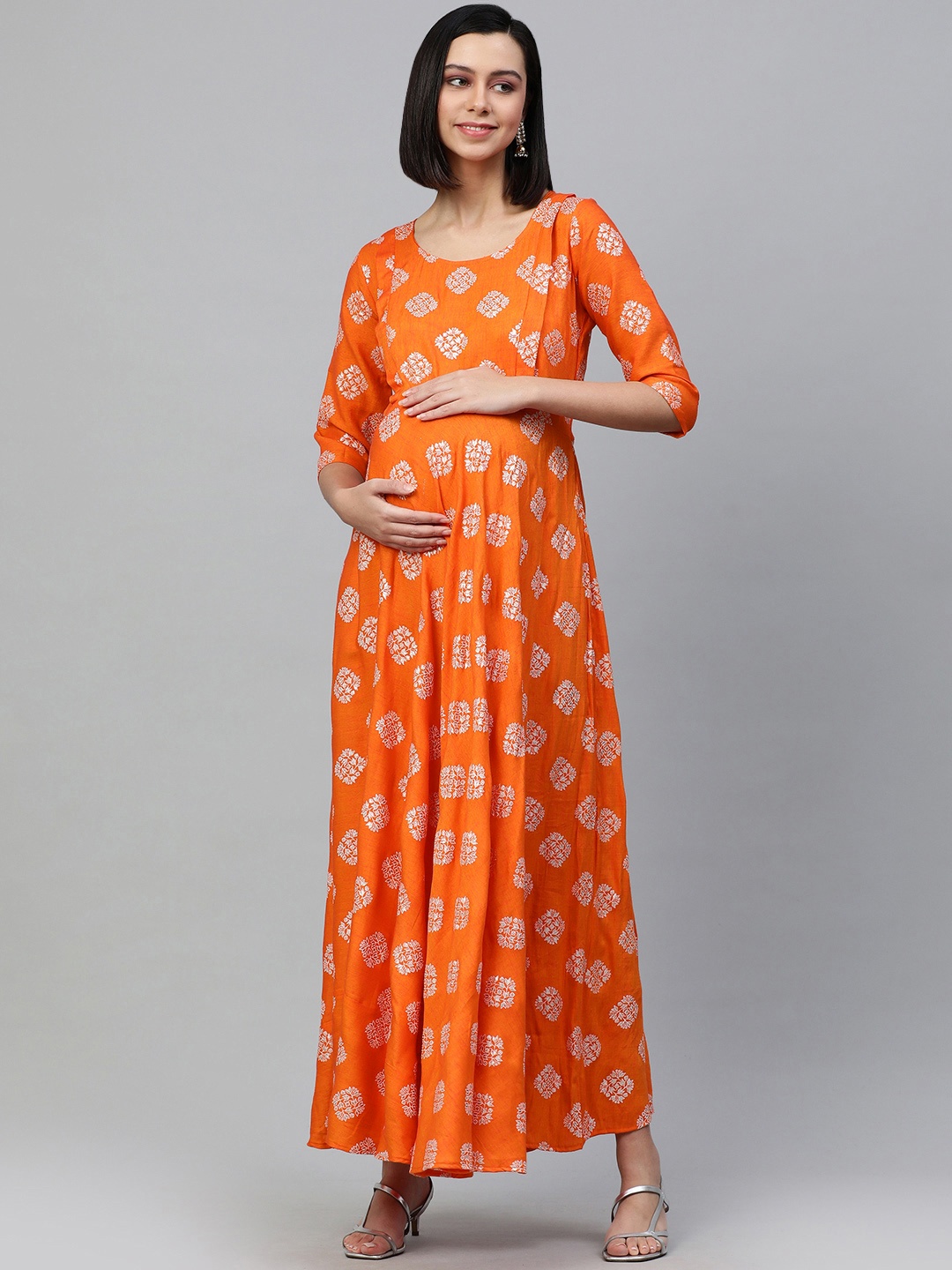 

Swishchick Orange & White Ethnic Motifs Printed Maternity Maxi Dress
