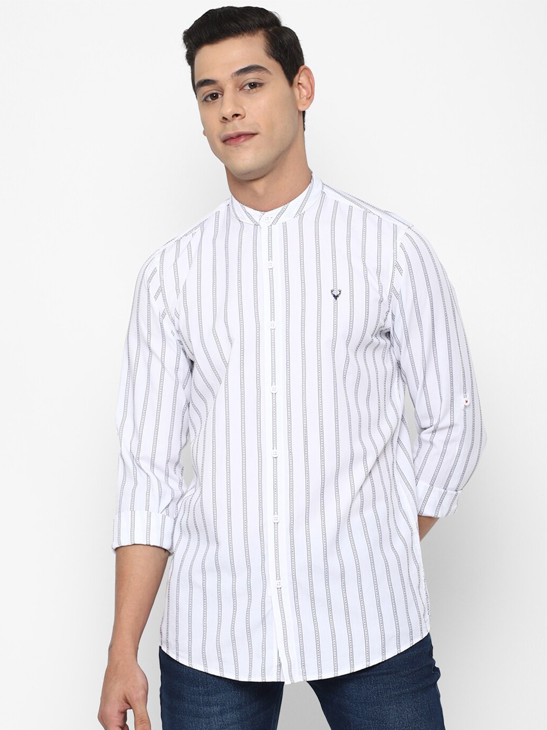 

Allen Solly Sport Men White Striped Pure Cotton Casual Shirt