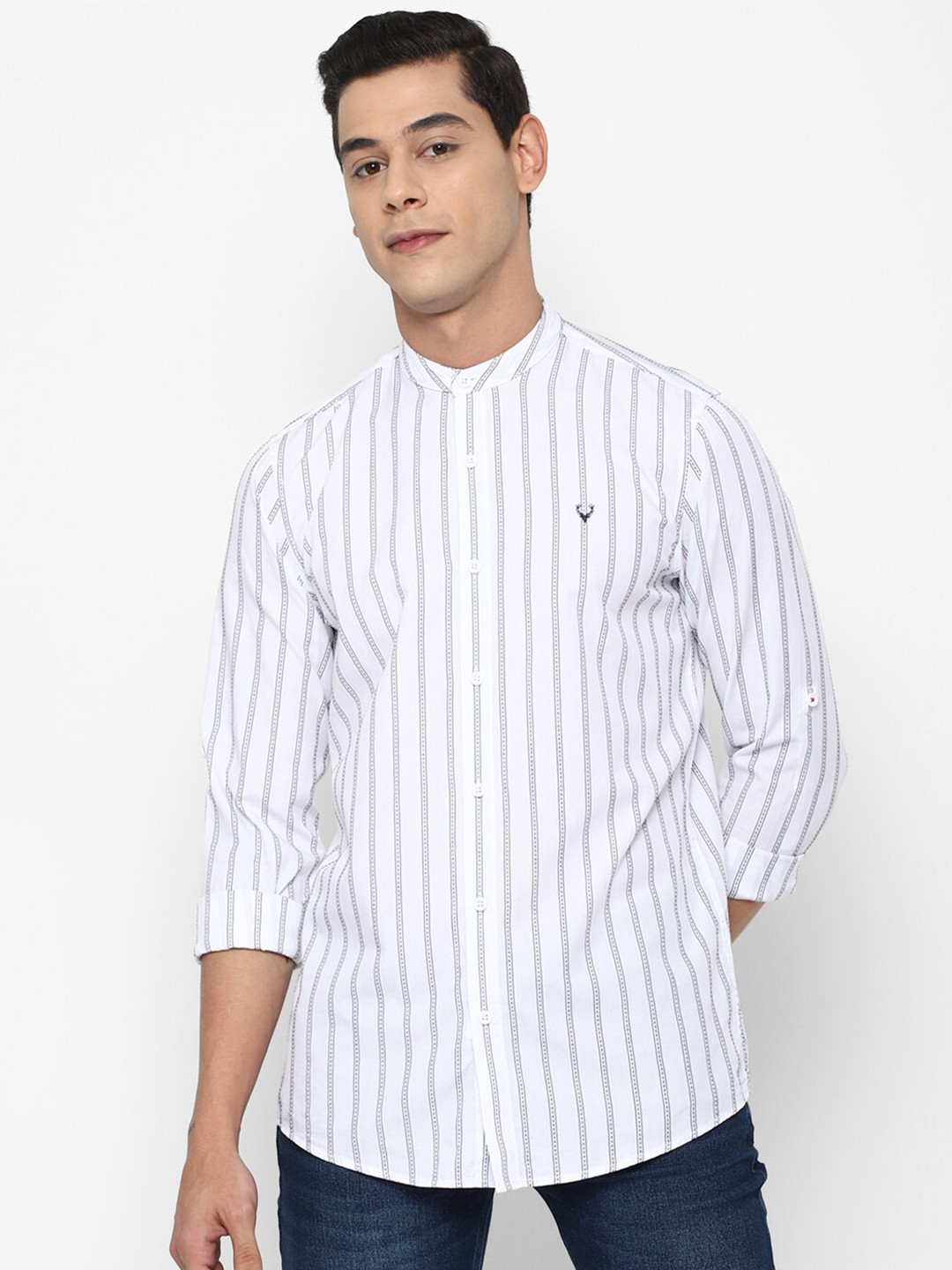 

Allen Solly Sport Men White Striped Casual Shirt