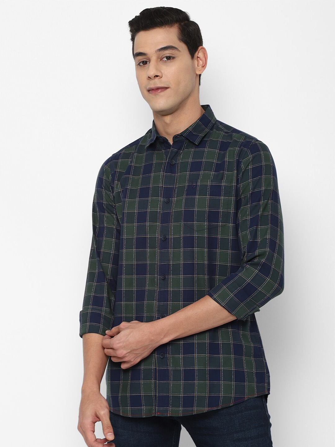 

Allen Solly Sport Men Navy Blue & Green Checked Pure Cotton Casual Shirt