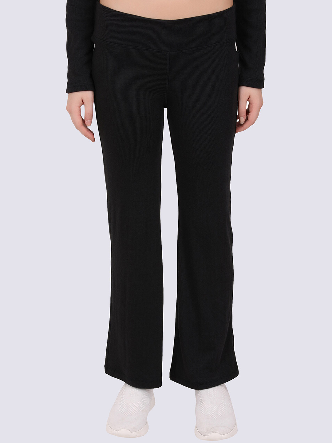 

EVERDION Women Black Ribbed Flare Leggings