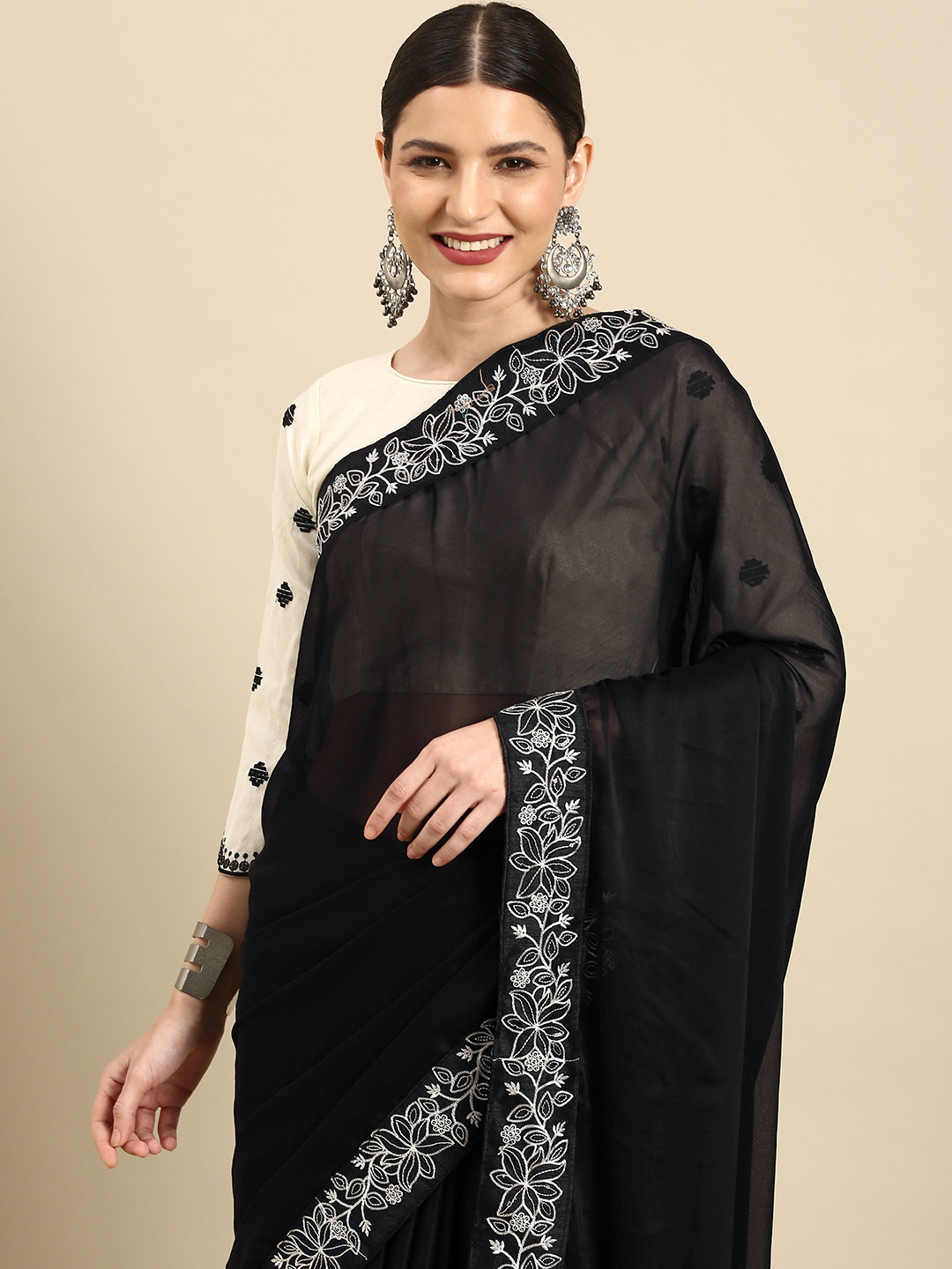 

Anouk Black & White Embroidered Silk Blend Celebrity Saree