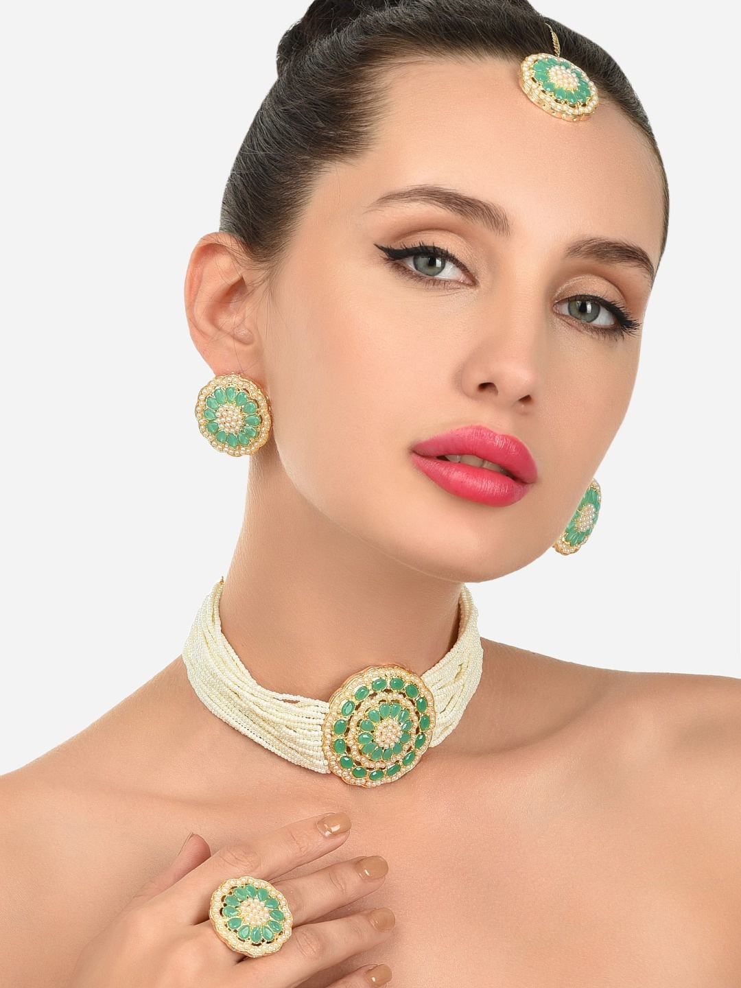 

Zaveri Pearls Gold-Plated Green & White Stone-Studded & Beaded Jewellery Set