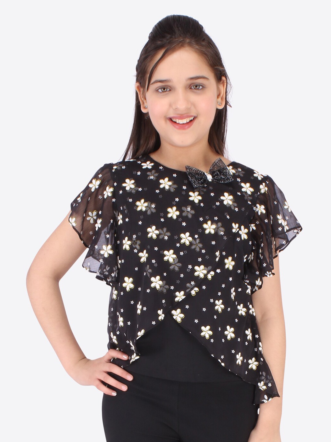 

CUTECUMBER Girls Black & White Floral Print Flutter Sleeved Chiffon Top with Bow Detail