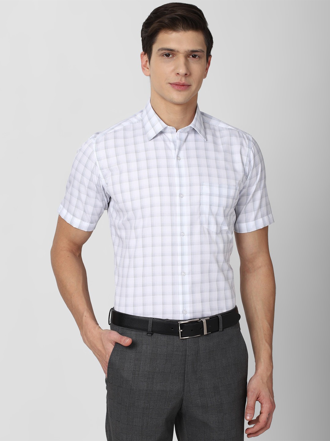 

Van Heusen Men White Checked Pure Cotton Formal Shirt