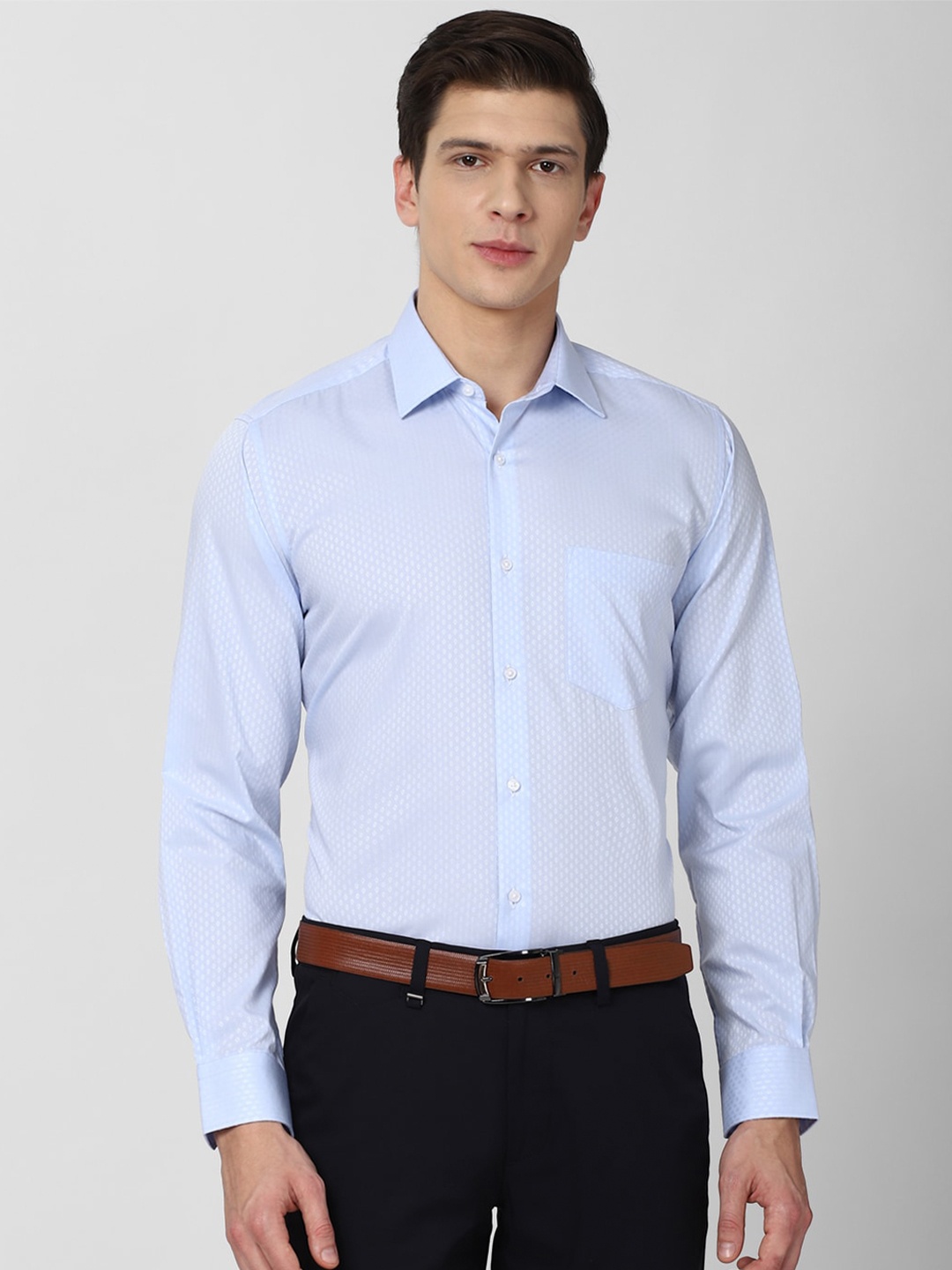 

Van Heusen Men Blue Formal Pure Cotton Shirt