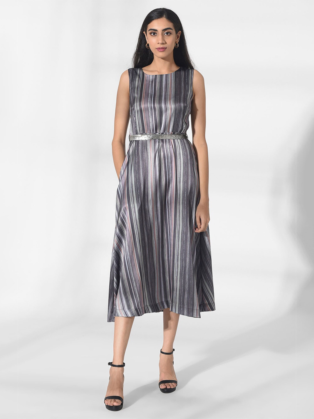 

W Grey Striped Midi Dress