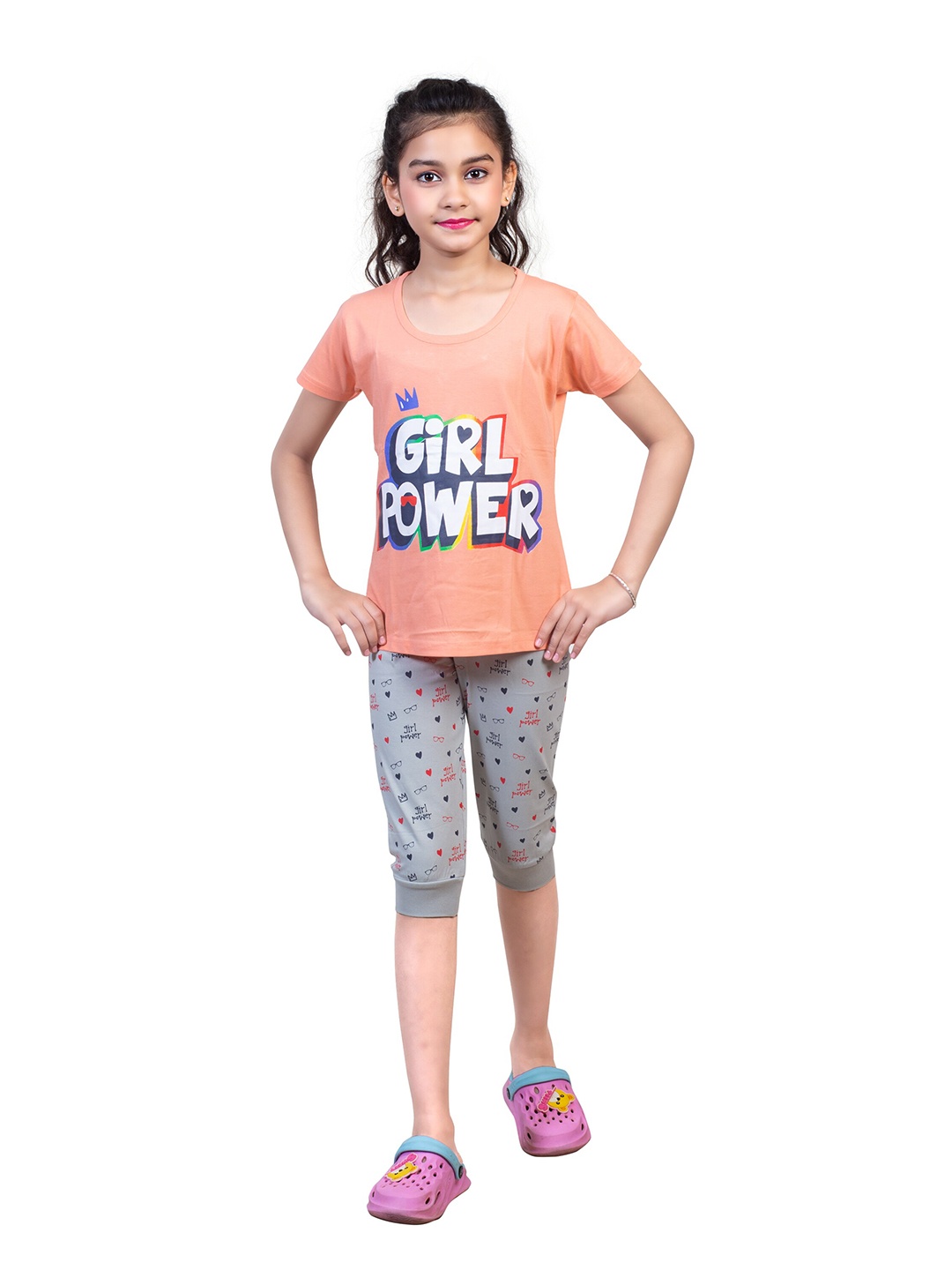 

Nottie Planet Girls Coral & Grey Printed Night Suit