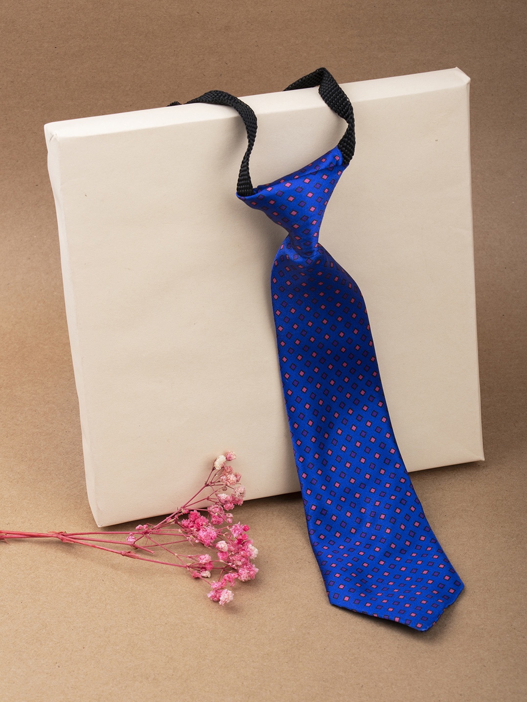 

Arendelle Boys Navy Blue & Coral Pink Printed Satin Adjustable Skinny Tie