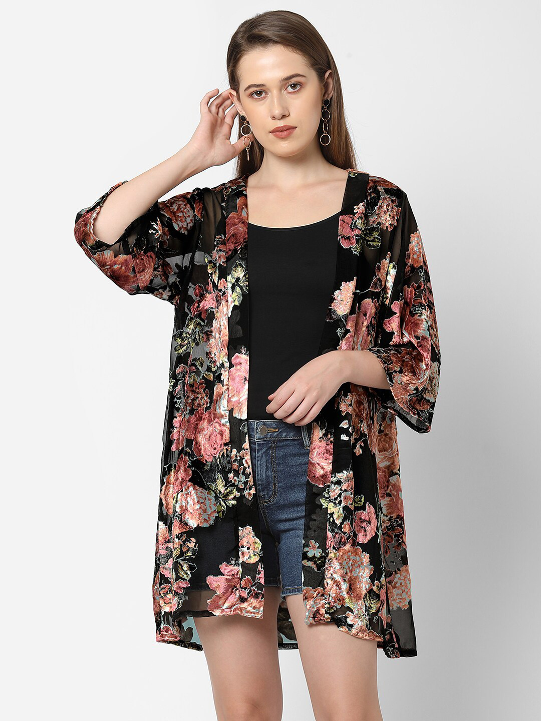 

Cloth Haus India Women Black & Pink Printed Open Front Shrug