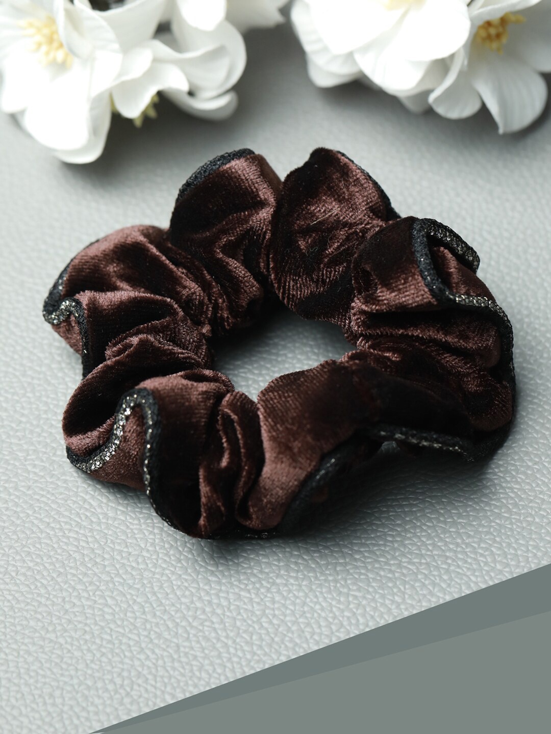 

PRITA BY PRIYAASI Women Brown Embellished Scrunchie