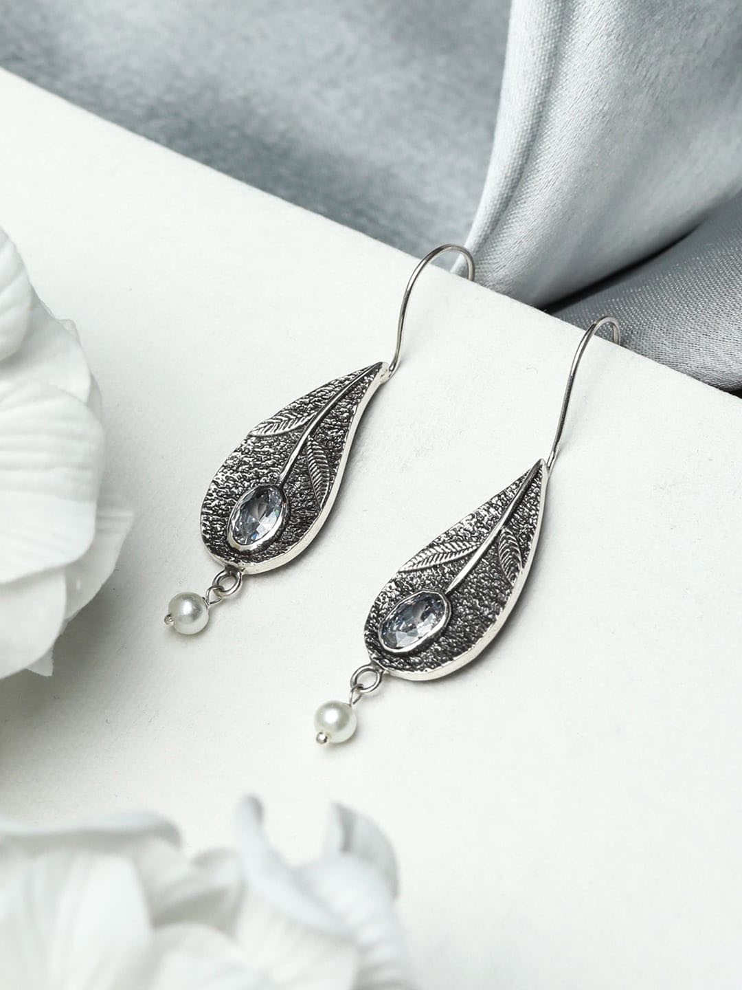 

SHEER by Priyaasi Silver-Toned 92.5 Sterling Silver Floral Hoop Earrings