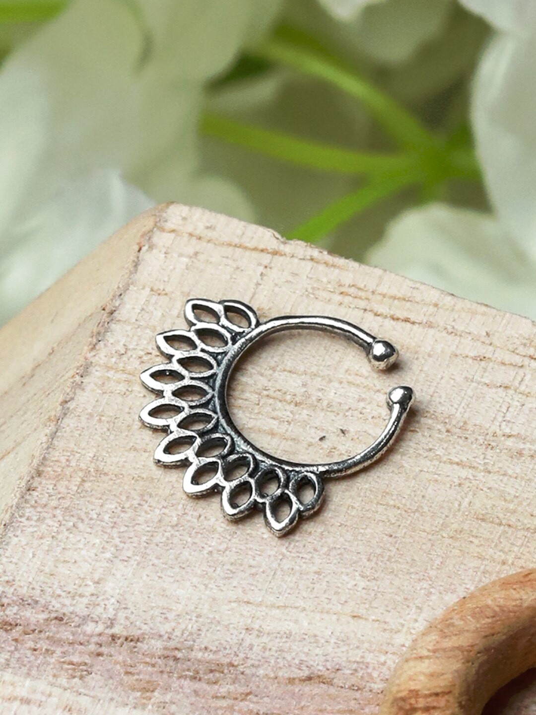 

SHEER by Priyaasi Woman Oxidised 92.5 Silver Tribal Septum Nose Ring
