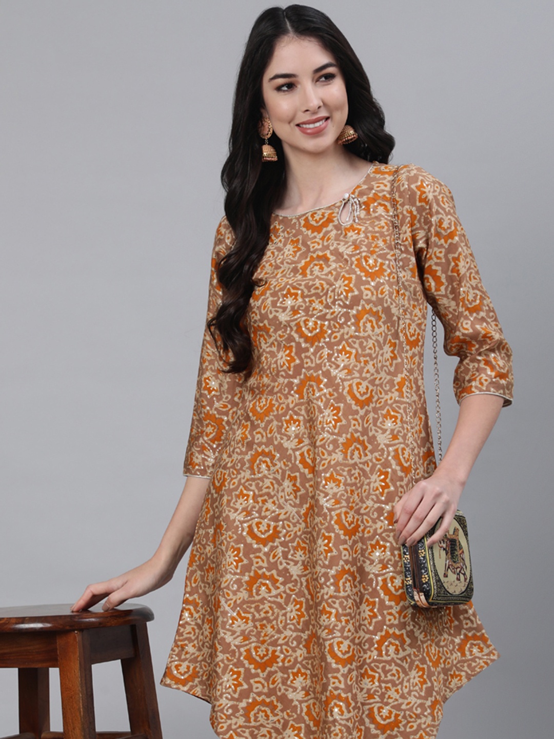 

Jaipur Kurti Women Brown & Mustard Yellow Printed Chanderi Cotton Kurta with Trousers