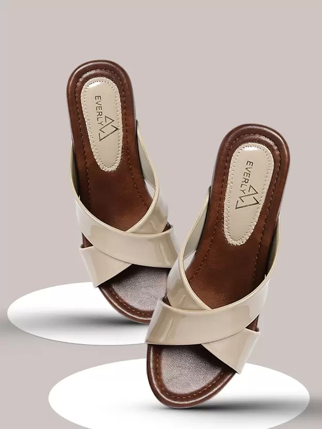 

EVERLY Women Cream-Coloured & Brown Wedges Sandals