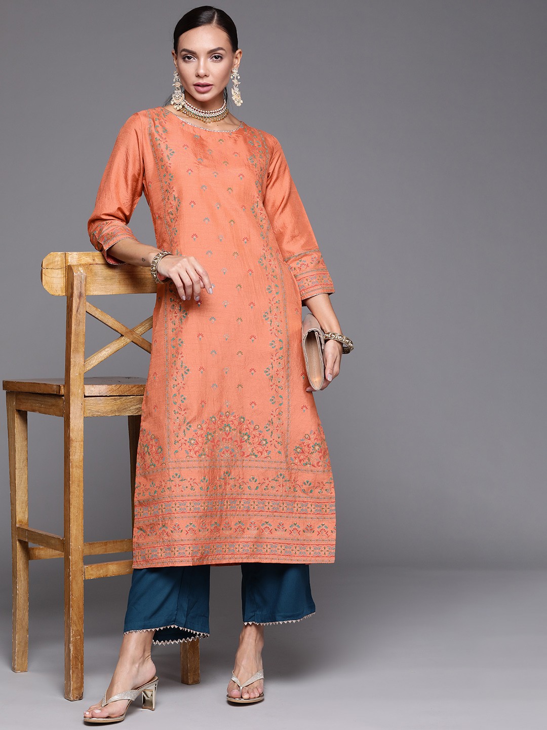 

Indo Era Women Peach-Coloured Floral Printed Kurta