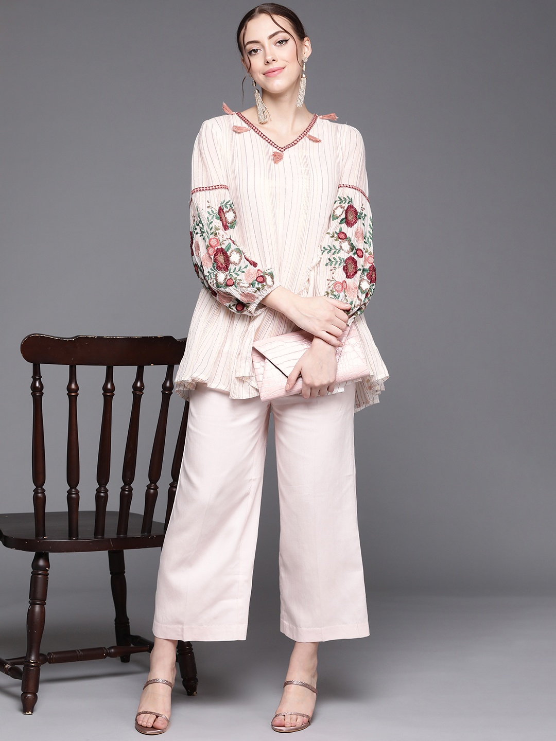 

Indo Era White & Pink Floral Embroidered V-Neck Kurti