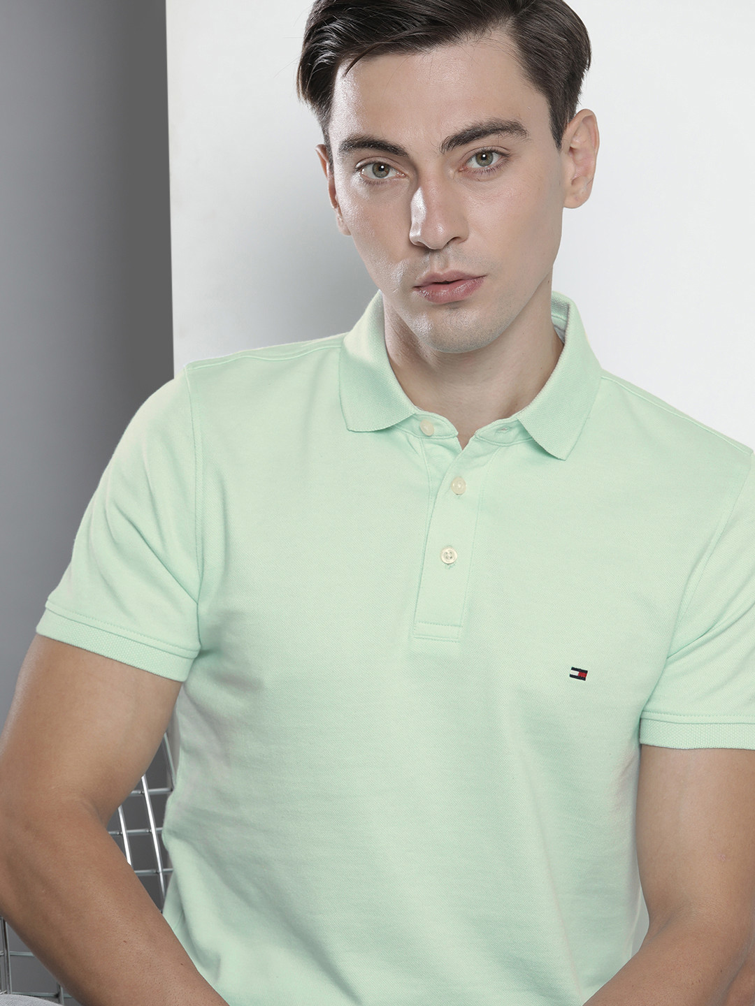 

Tommy Hilfiger Men Green Polo Collar Pure Cotton Slim Fit T-shirt