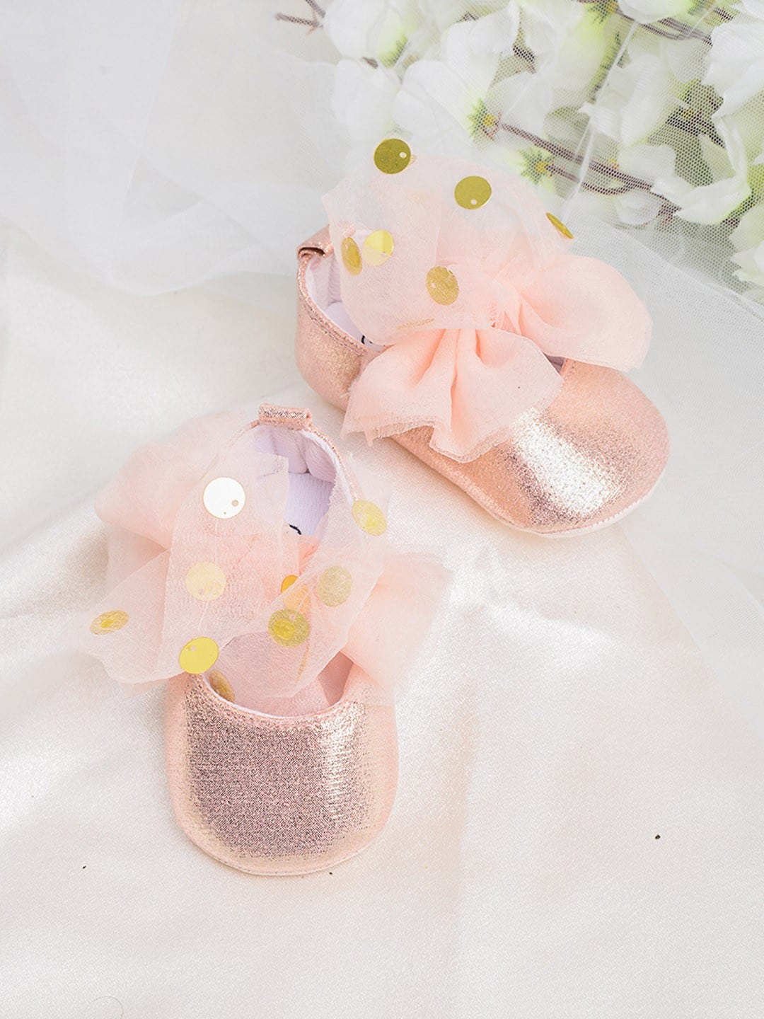 

POPLINS Kids Pink Solid Cotton Booties