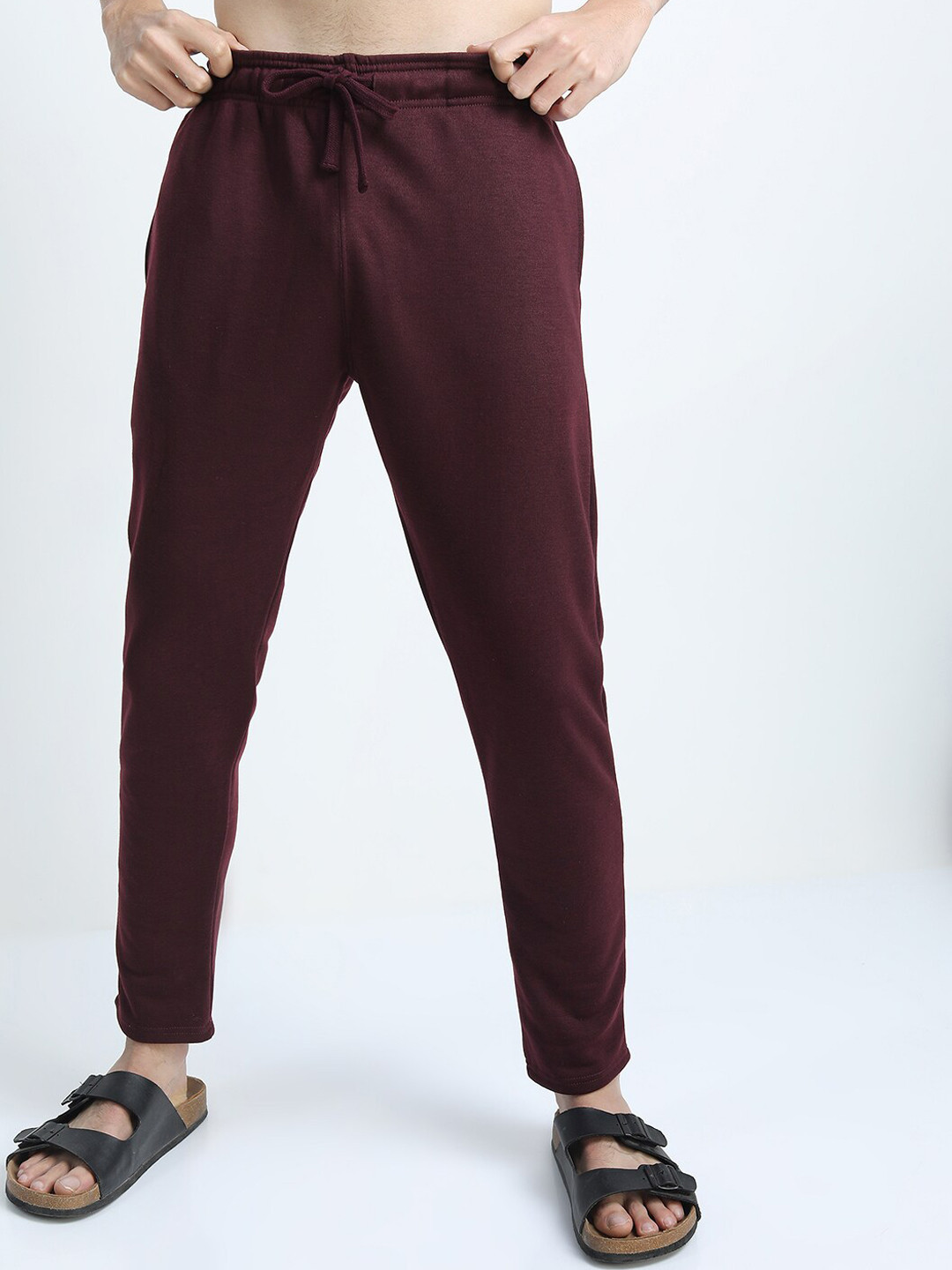 

HIGHLANDER Men Maroon Solid Track Pants