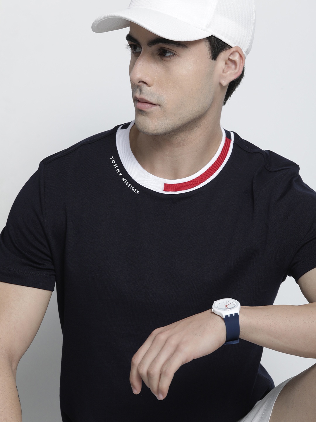

Tommy Hilfiger Men Navy Blue Solid T-shirt