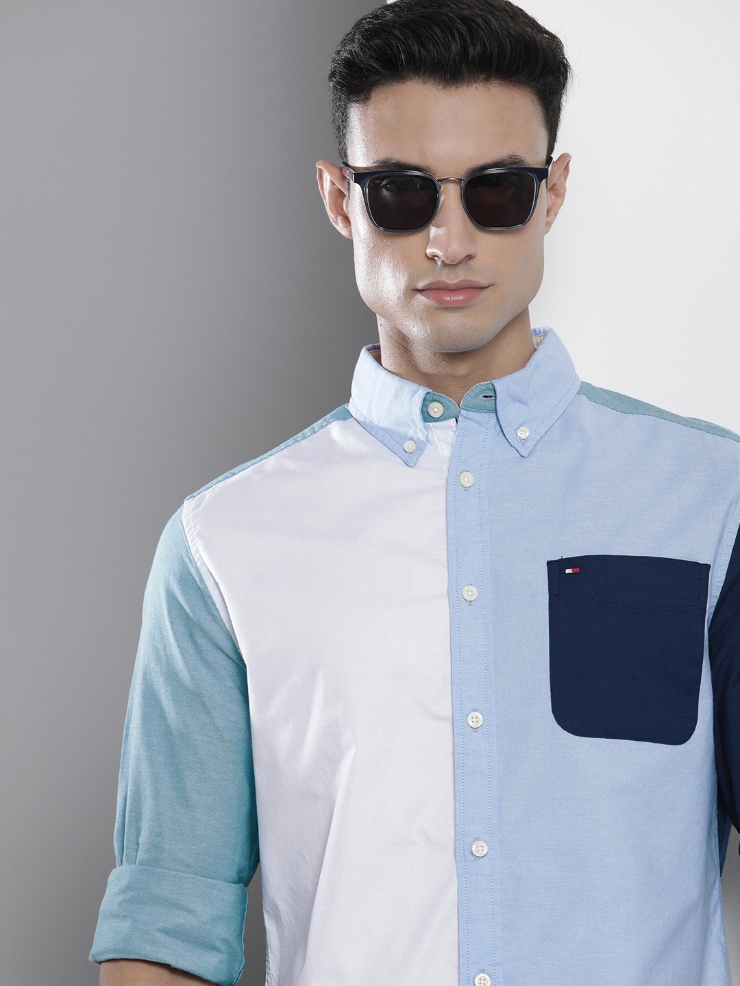 

Tommy Hilfiger Men Colourblocked Casual Shirt, Blue