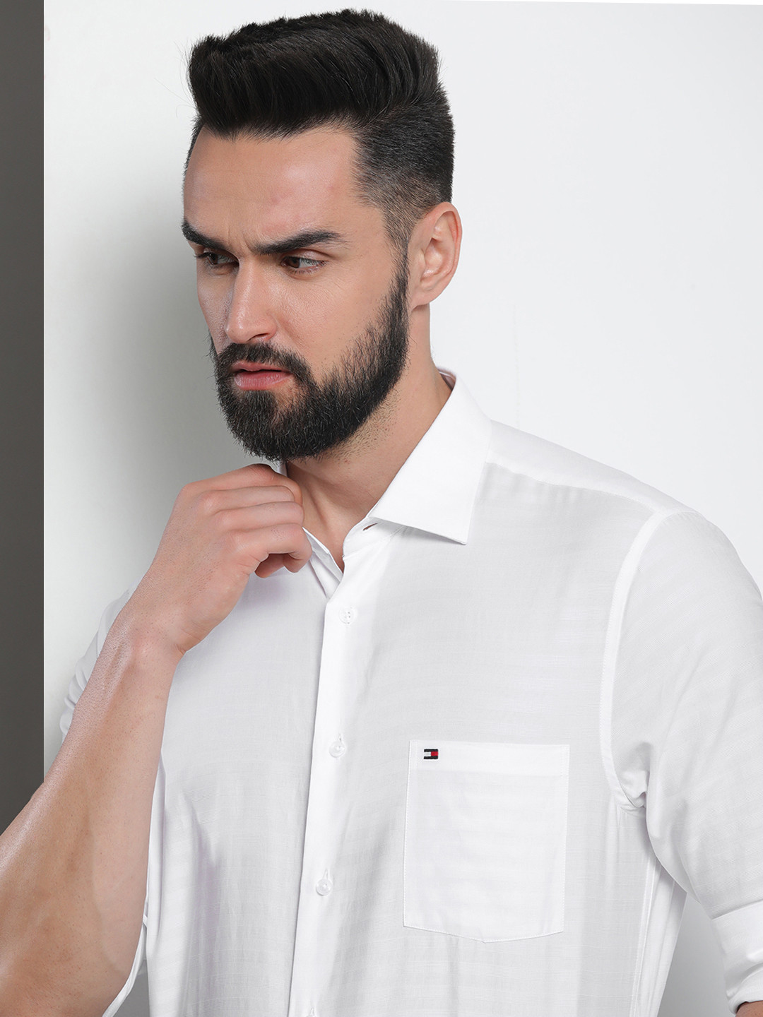 

Tommy Hilfiger Men Striped Pure Cotton Formal Shirt, White