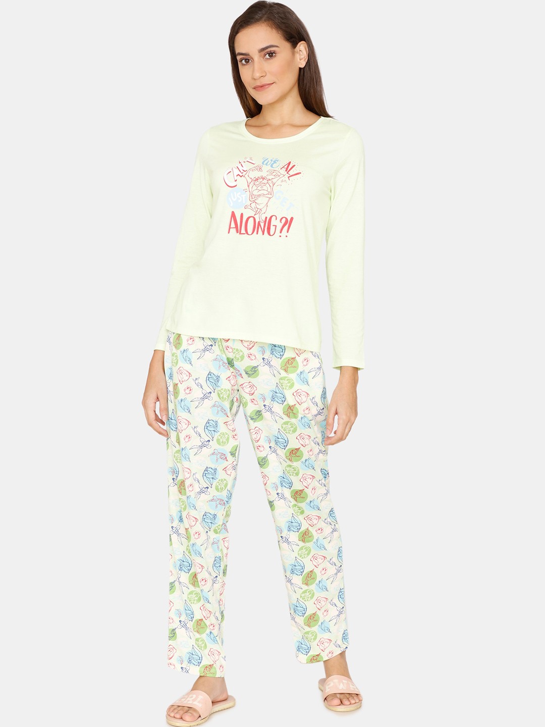

Zivame Women Green & Off White Printed Night suit