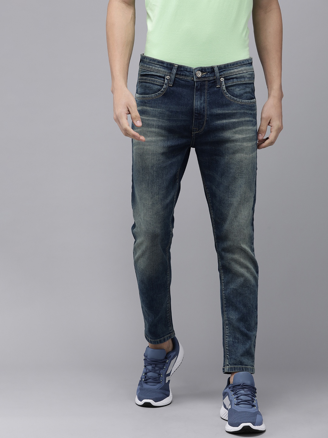 

BEAT LONDON by PEPE JEANS Men Blue Chinox Regular Fit Light Fade Stretchable Jeans