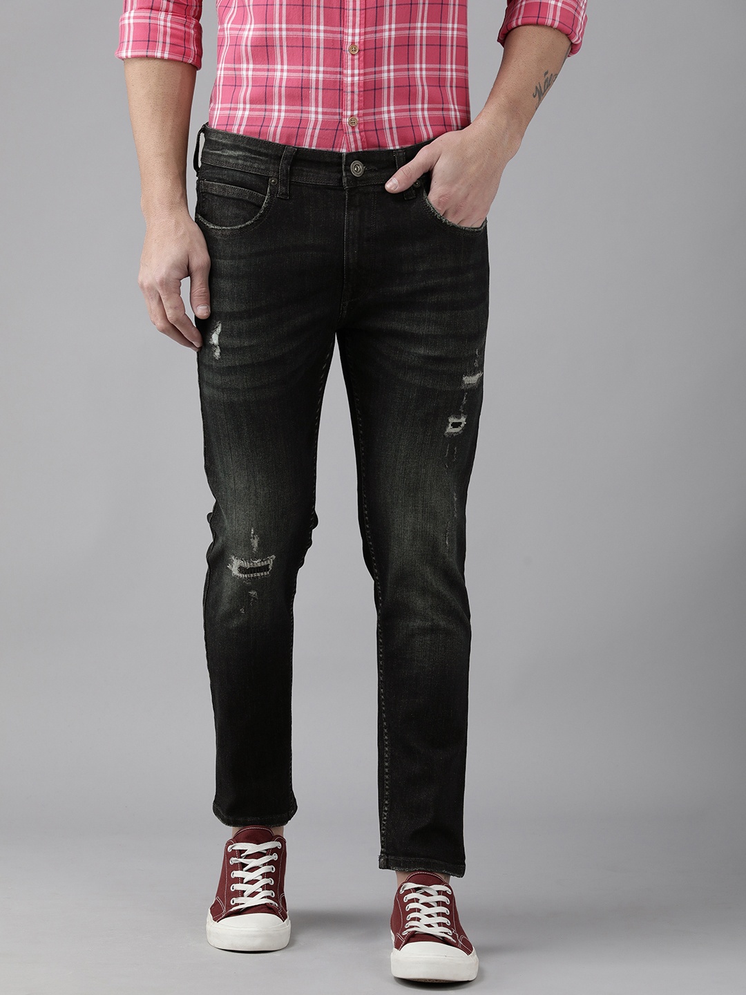 

BEAT LONDON by PEPE JEANS Men Black Super Skinny Fit Mildly Distressed Light Fade Stretchable Jeans