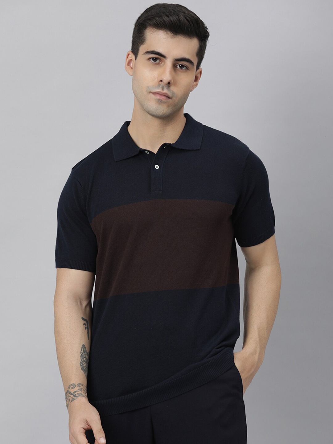 

RARE RABBIT Men Origin Colourblocked Slim Fit T-Shirt, Navy blue