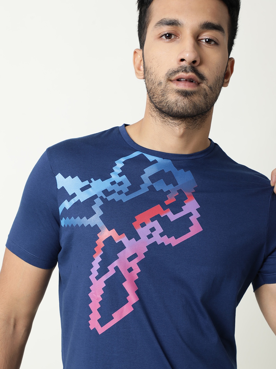 

RARE RABBIT Men Nard Printed Pure Cotton Slim Fit Placement Print T-Shirt, Blue