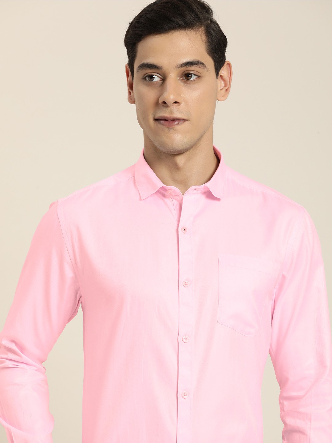 

INVICTUS Men Pink Solid Slim Fit Casual Shirt
