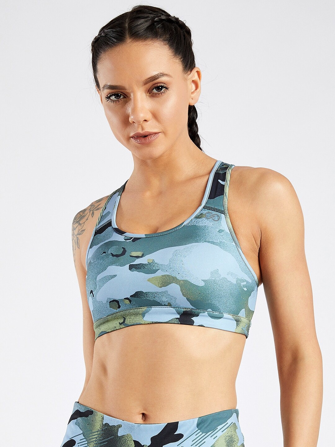 

CREEZ Blue & Green Printed Rapid-Dry Anti-Microbial Workout Bra with Anti-Odour Technology