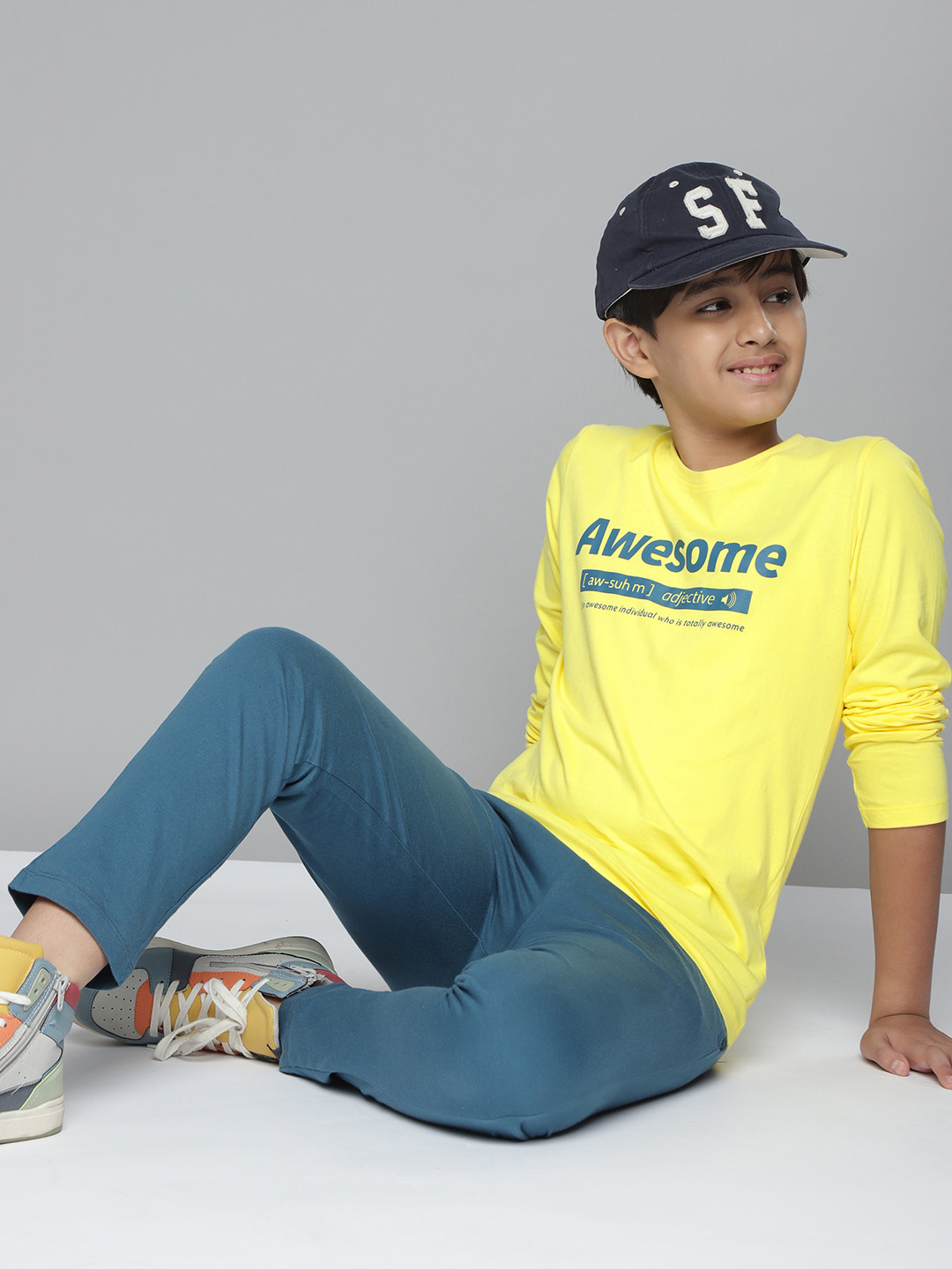 

YK Boys Yellow & Blue Printed Pure Cotton T-shirt with Trousers