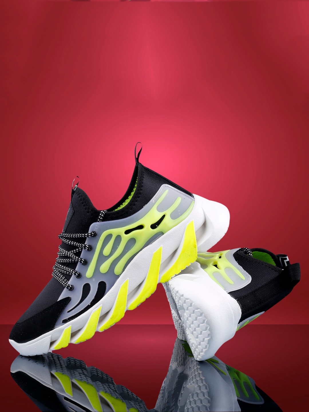 

Woakers Men Black Woven Design Sneakers